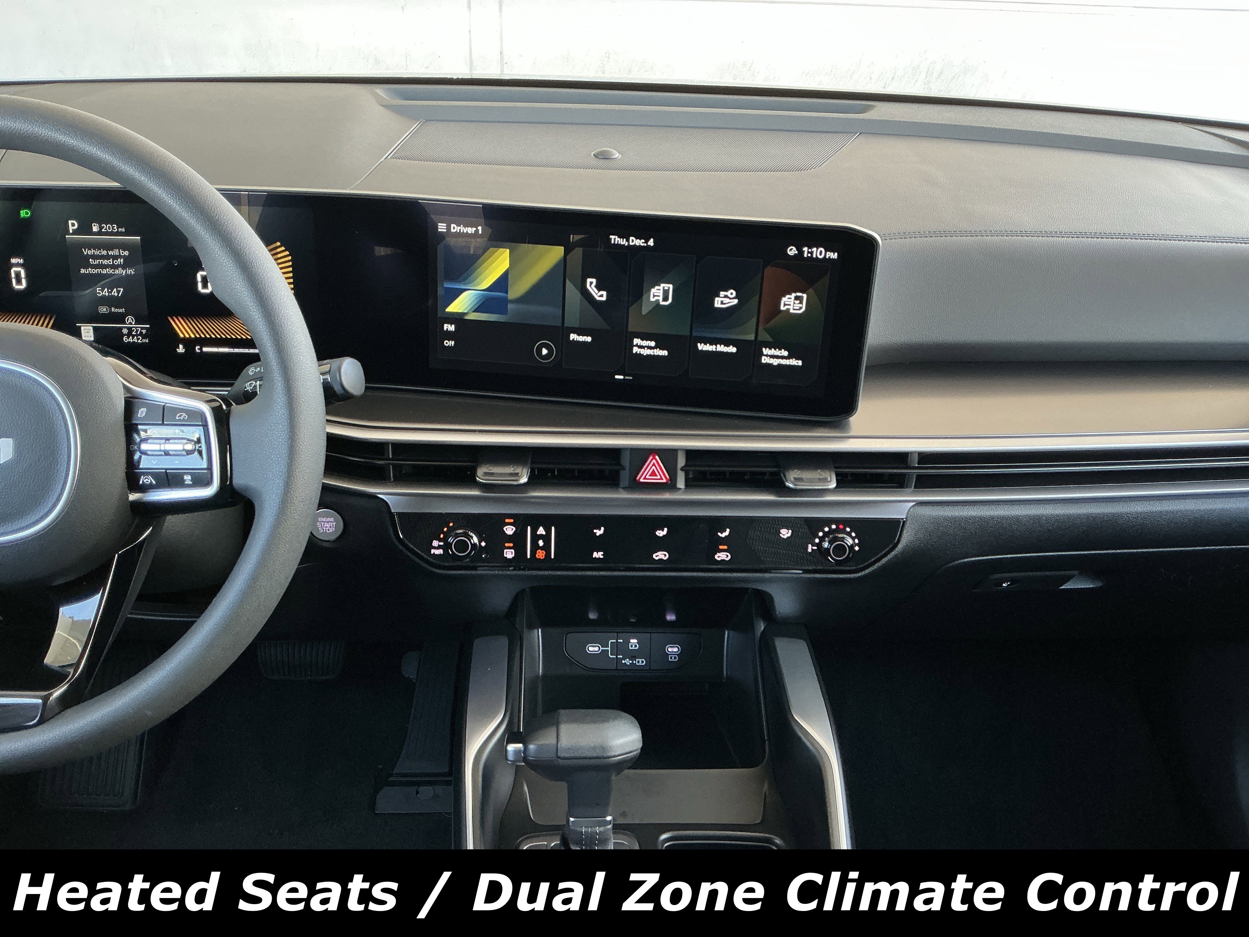 Used 2025 Kia Sorento LX image 9