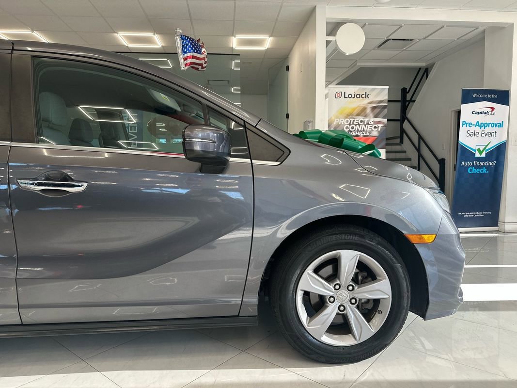 Used 2018 Honda Odyssey EX image 9