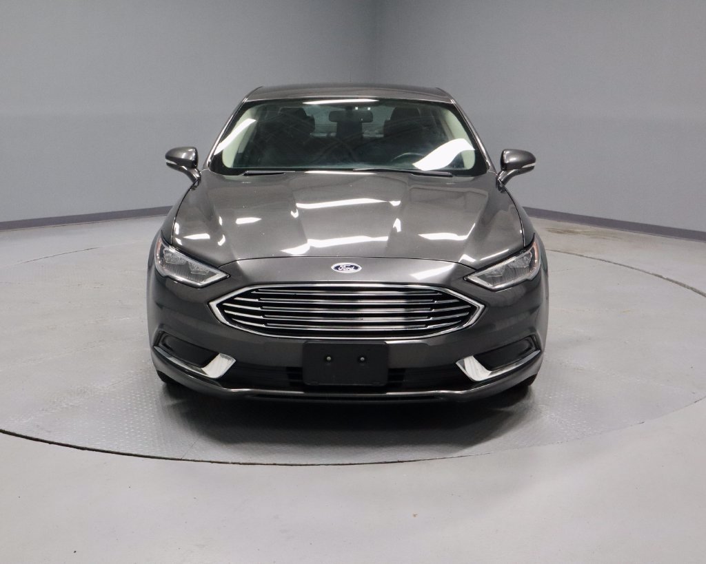Used 2018 Ford Fusion SE FWD image 7
