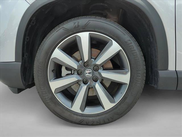 Used 2025 Honda Pilot Touring image 24