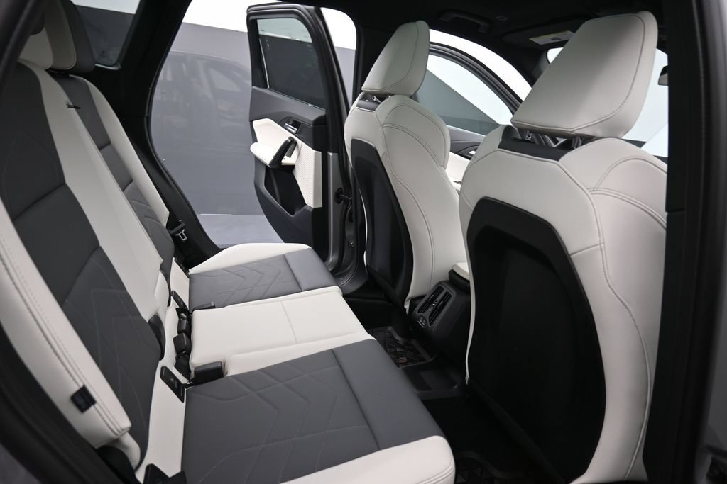 New 2026 BMW X1 xDrive28i w/ Technology Package AWD/4WD image 18