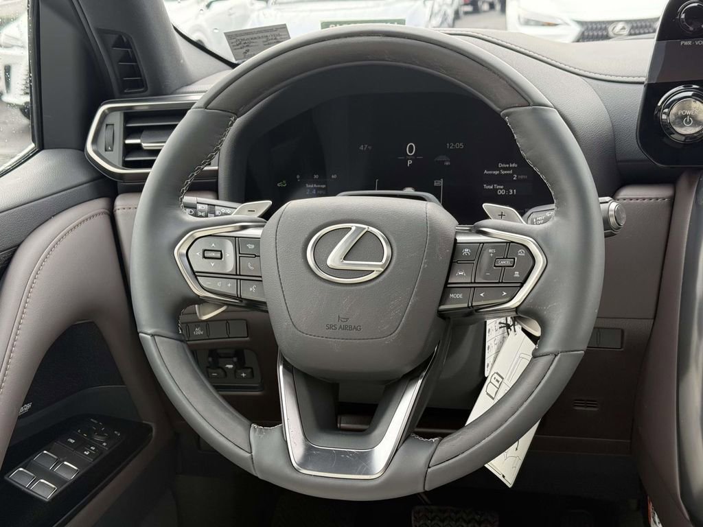 New 2026 Lexus LX 700h Luxury image 9