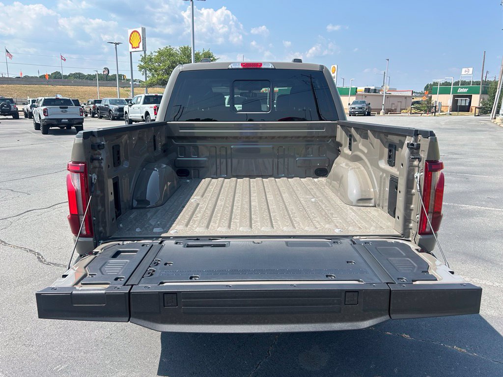 New 2026 Ford F150 Lariat w/ Equipment Group 502A High AWD/4WD image 9