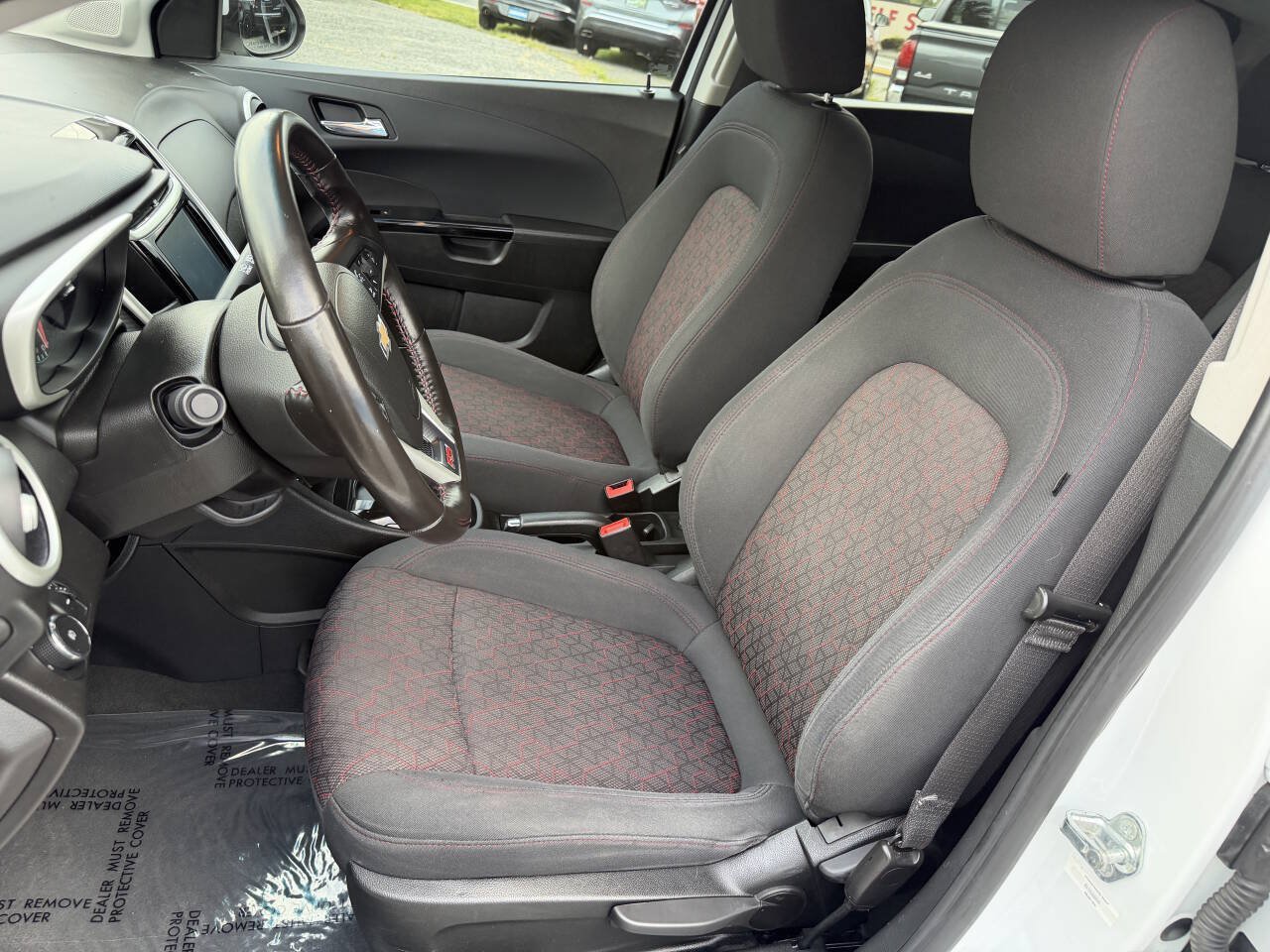 Used 2017 Chevrolet Sonic LT FWD image 17