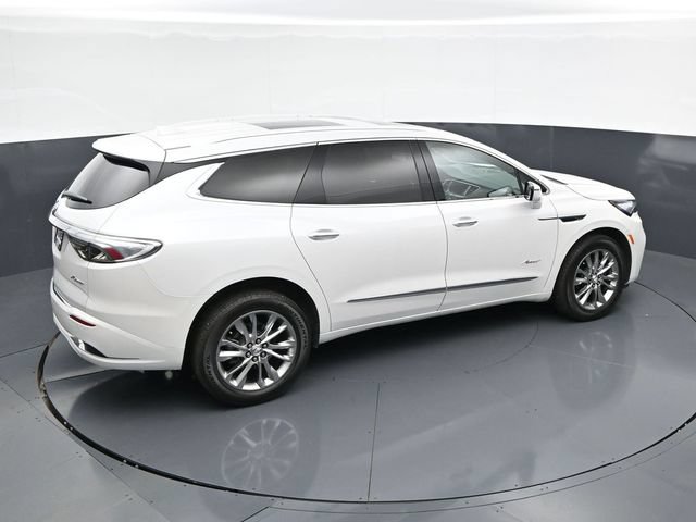 Used 2023 Buick Enclave Avenir w/ Avenir Technology Package AWD/4WD image 34