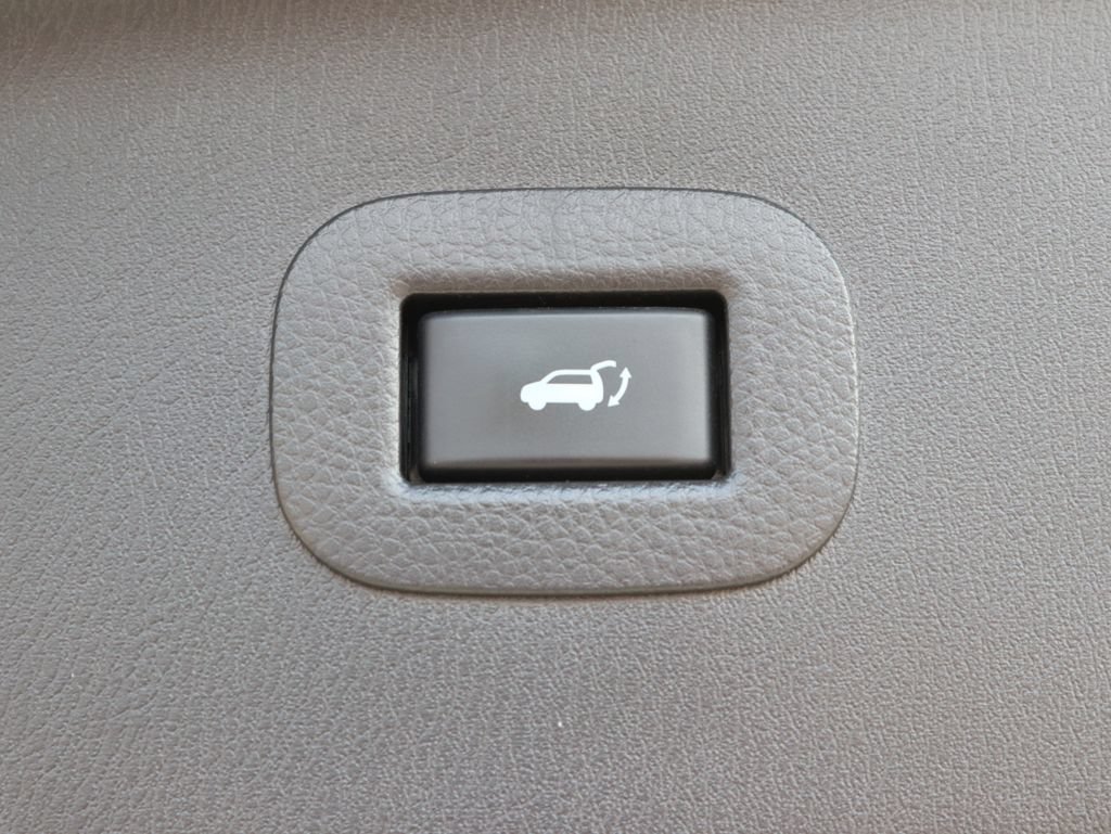Certified 2023 INFINITI QX80 Sensory w/ Cargo Package AWD/4WD image 37