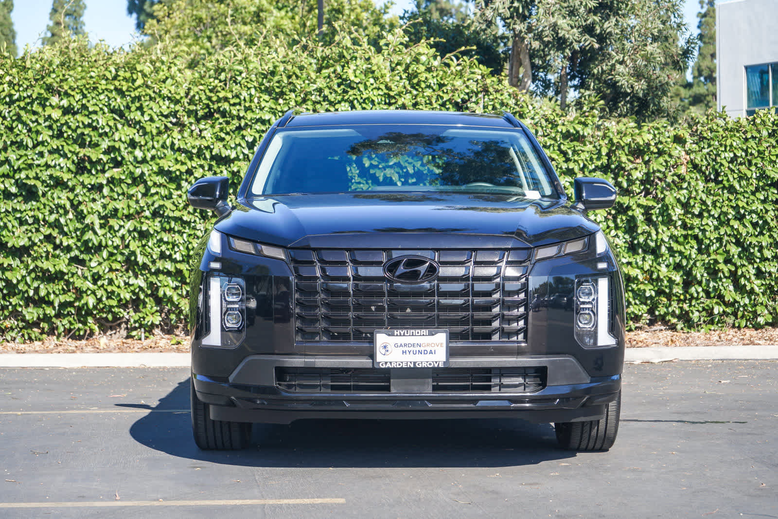 Used 2023 Hyundai Palisade XRT w/ Cargo Package AWD/4WD image 2