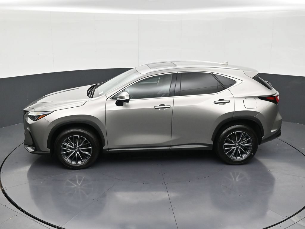 Used 2025 Lexus NX 250 FWD w/ Accessory Package (Z2) image 18