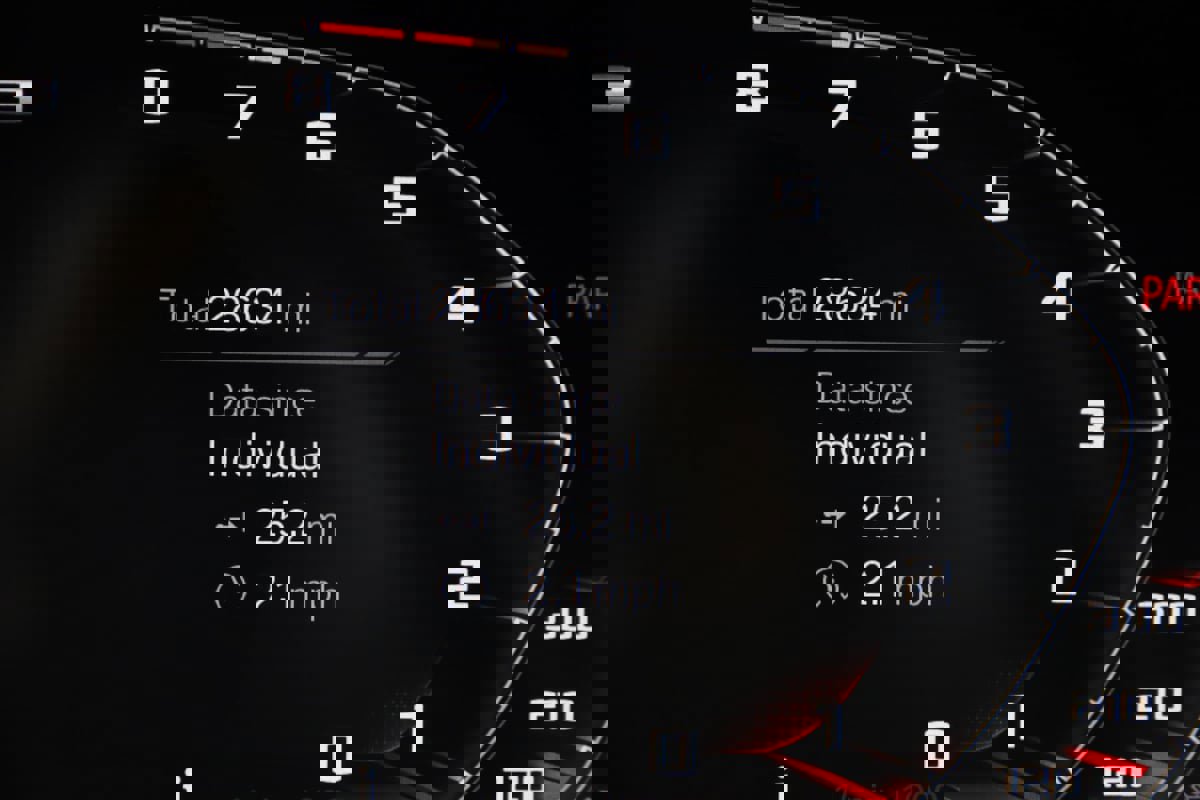 Used 2021 BMW M3 w/ Executive Package image 51