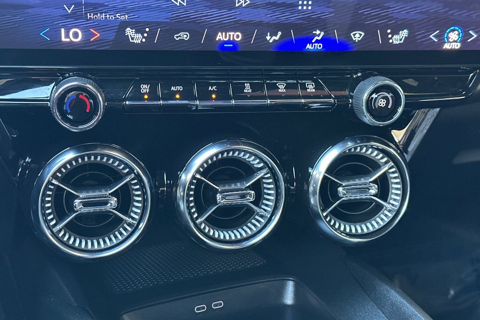 Used 2026 Chevrolet Blazer EV LT image 27