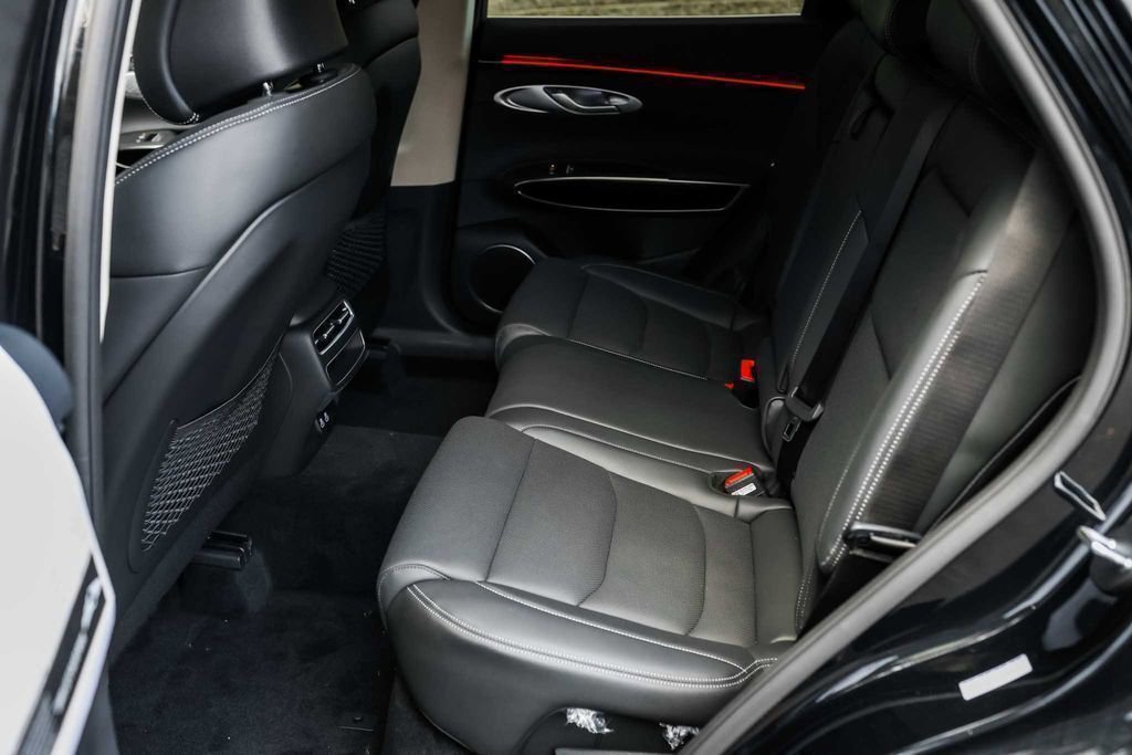 New 2026 Genesis GV70 2.5T image 10