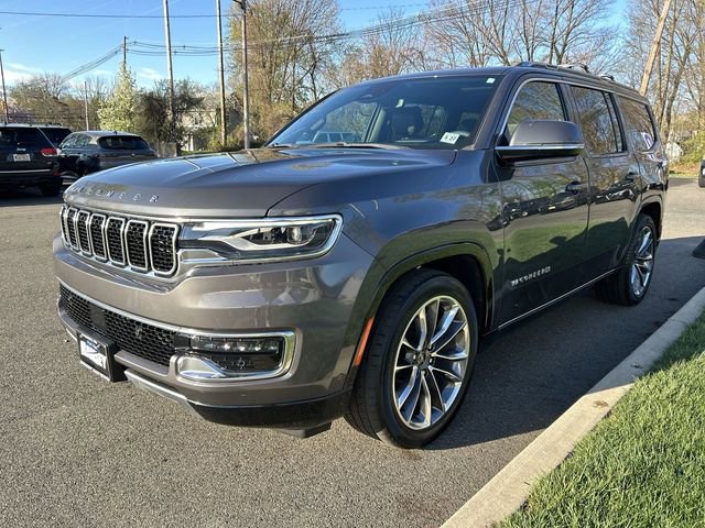 Used 2022 Jeep Wagoneer Series III w/ Premium Group I AWD/4WD image 4