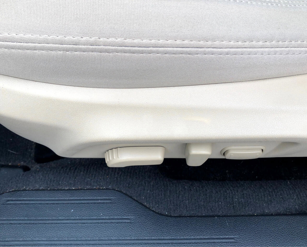 Used 2019 Subaru Legacy 2.5i Premium image 10