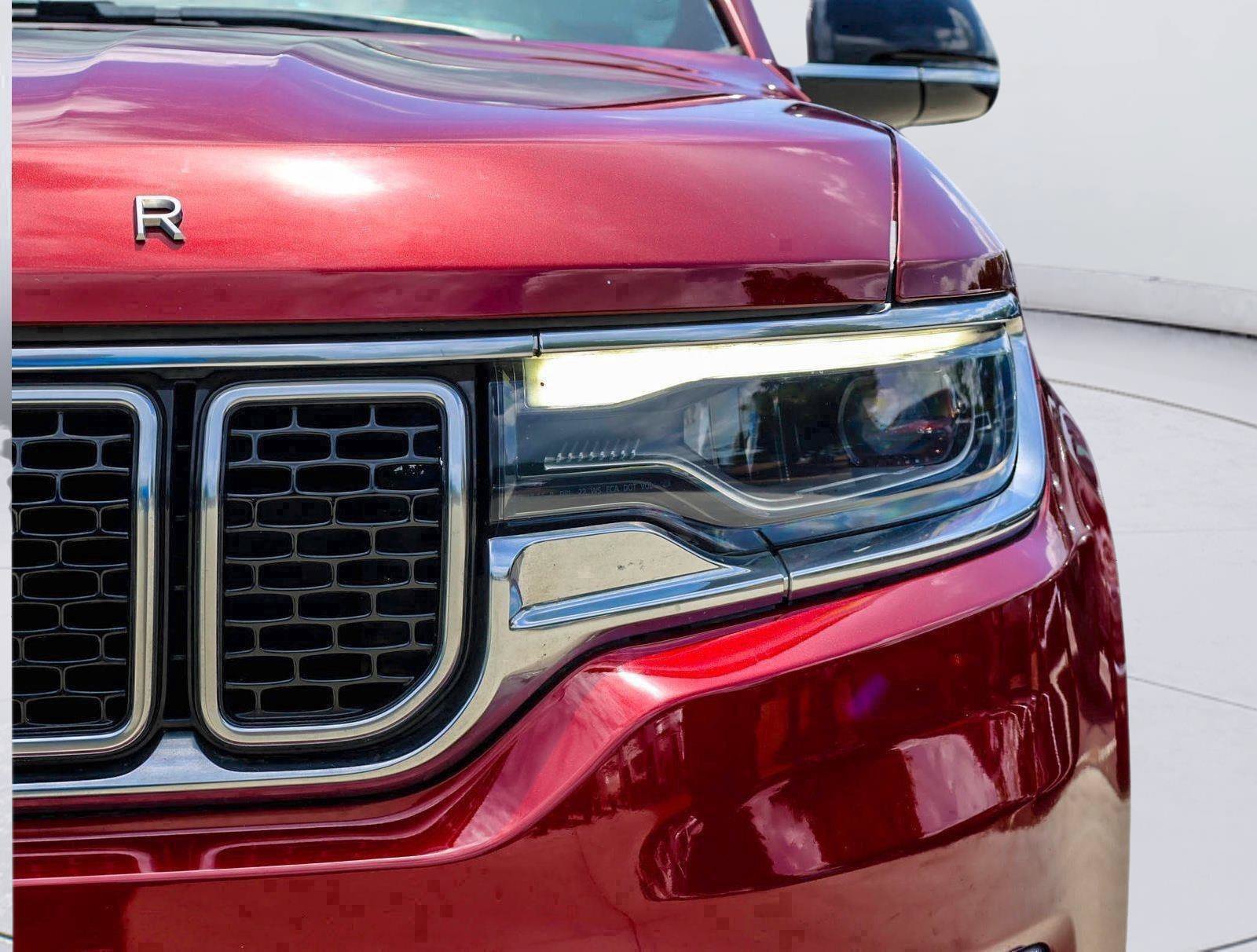 Used 2023 Jeep Wagoneer 4WD image 4