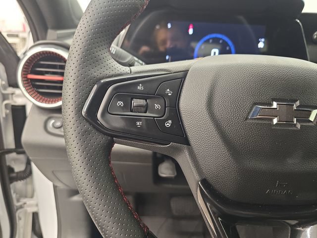 Used 2026 Chevrolet Trax RS w/ Driver Confidence Package FWD image 30