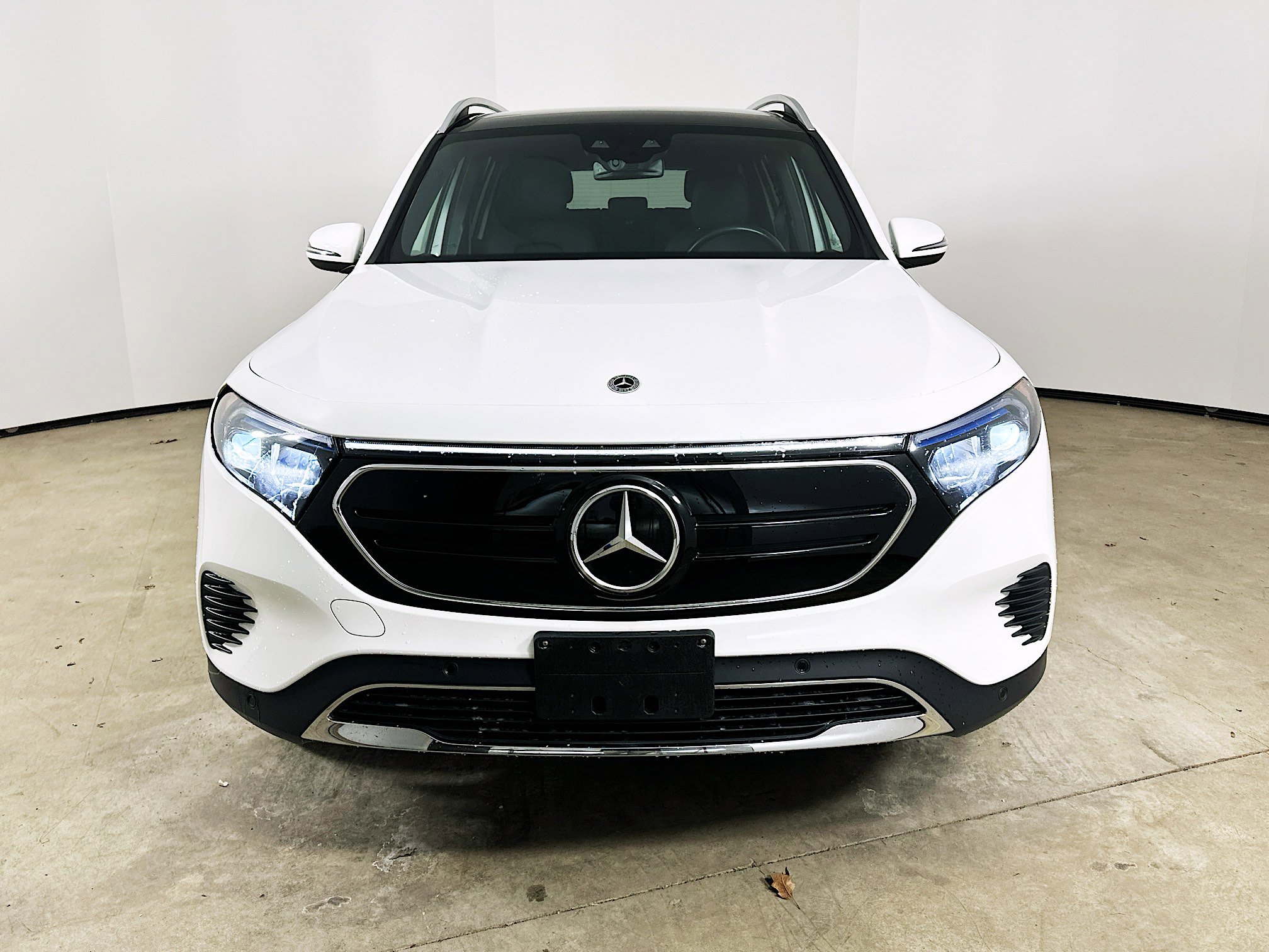 Certified 2023 Mercedes-Benz EQB 300 300 w/ Driver Assistance Package image 2