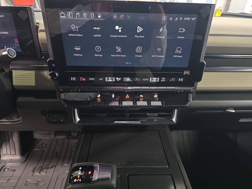 New 2026 GMC Hummer EV SUV w/ LPO, Dark Essentials Package image 21