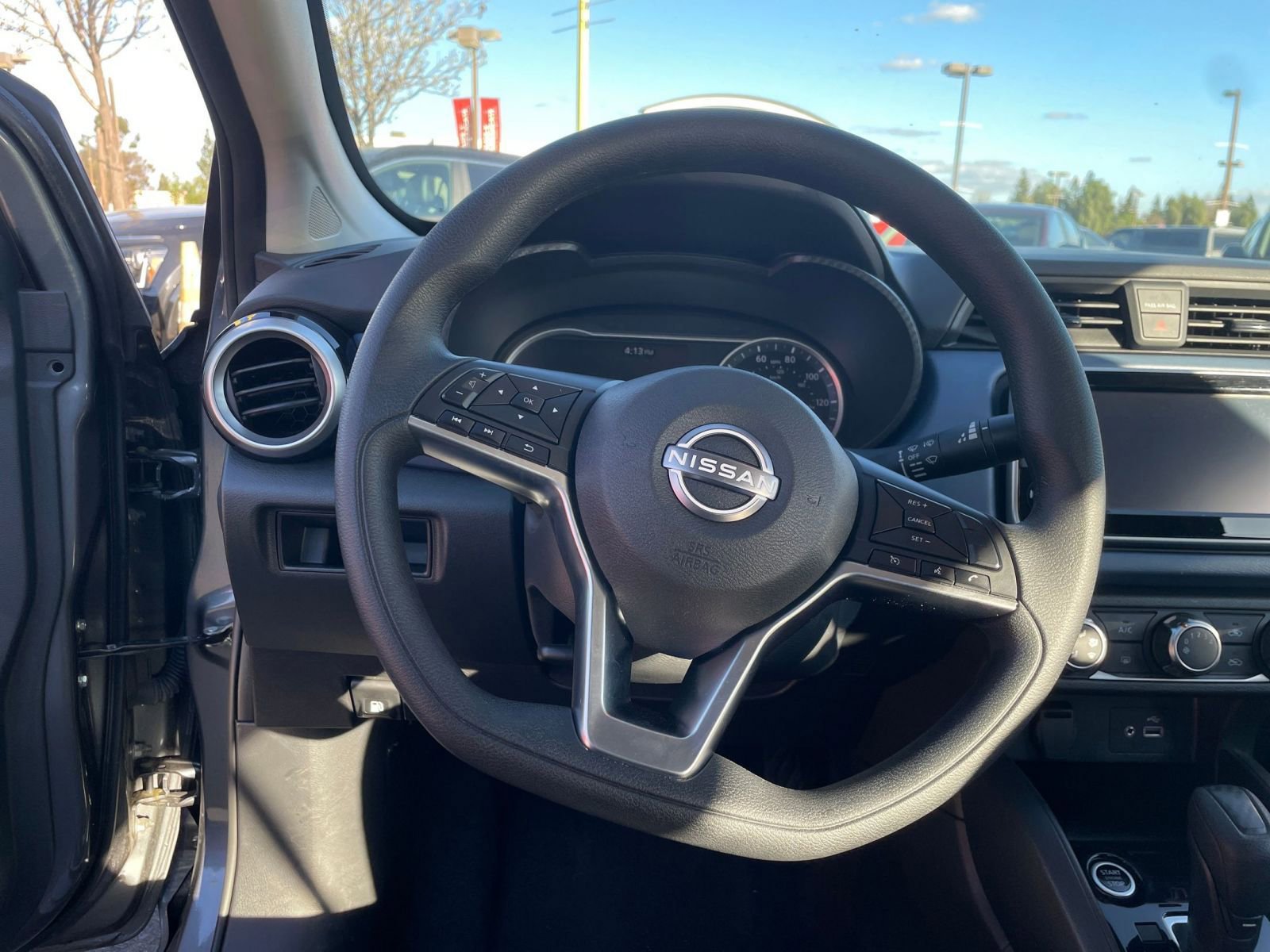 Used 2025 Nissan Versa SV image 32