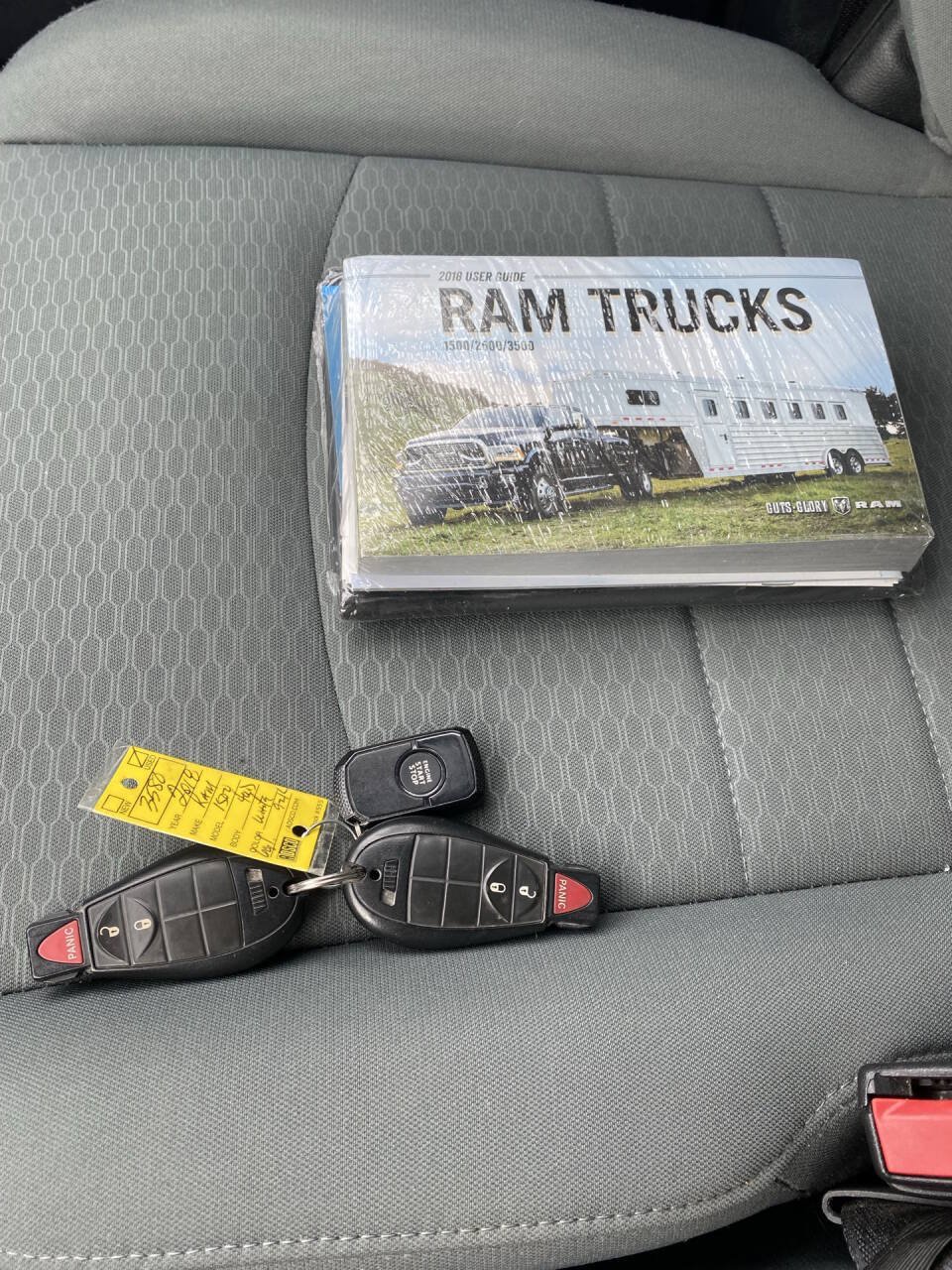 Used 2018 RAM 1500 Express w/ Express Value Package AWD/4WD image 17