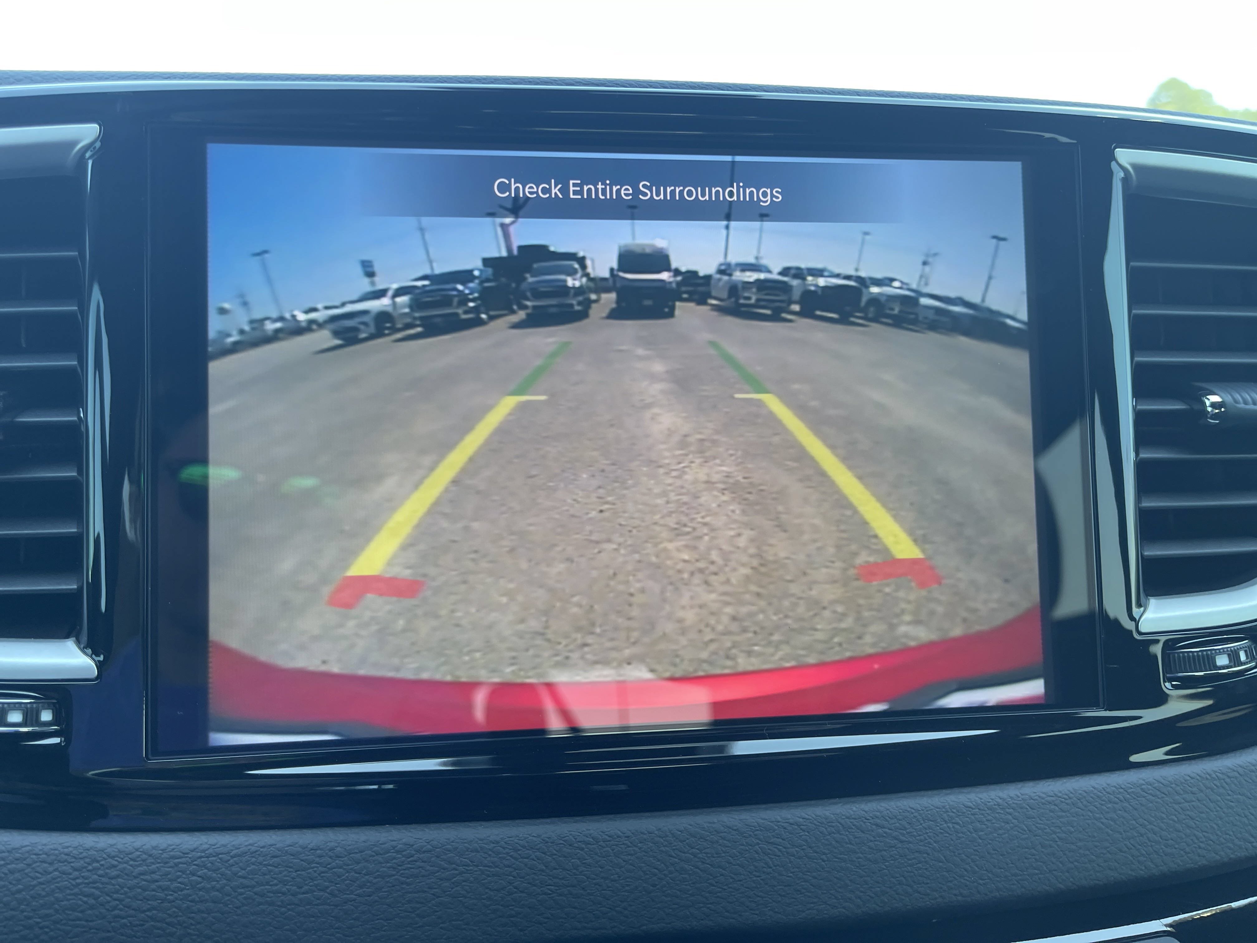 New 2026 Chrysler Voyager LX FWD image 27