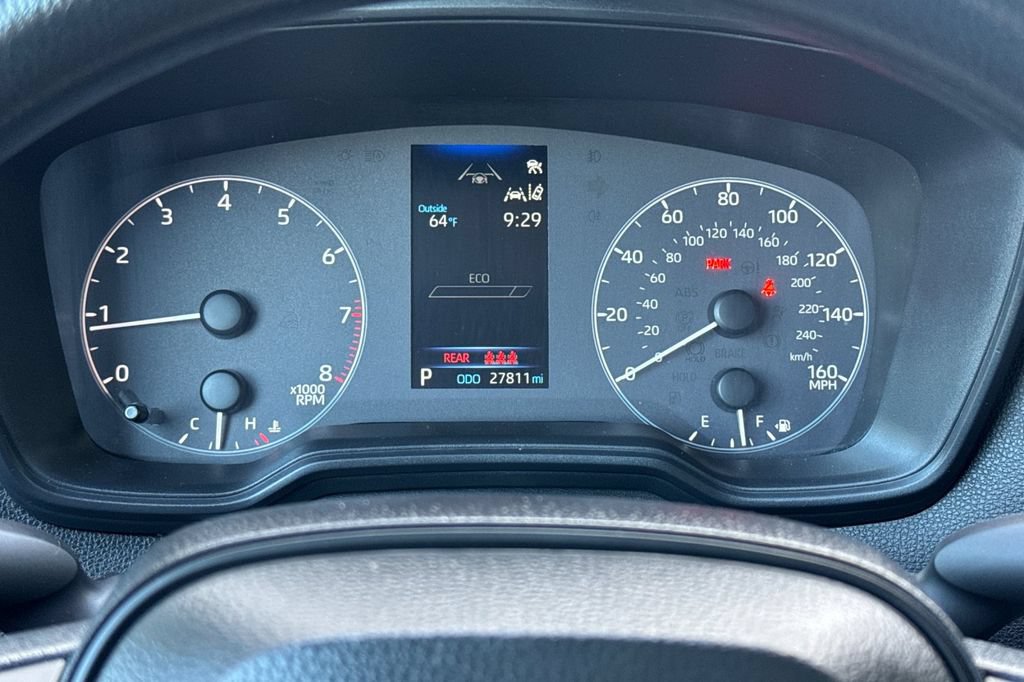 Certified 2025 Toyota Corolla LE FWD image 21