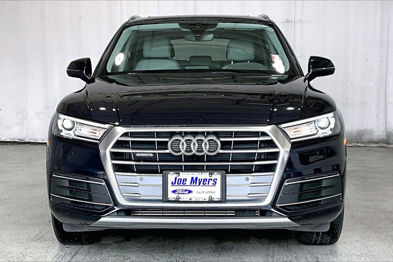 Used 2020 Audi Q5 2.0T Premium w/ Convenience Package AWD/4WD image 3