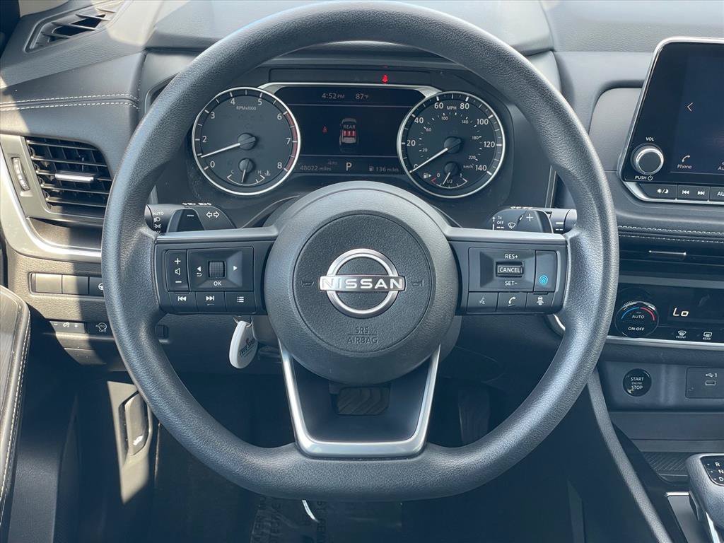 Used 2024 Nissan Rogue SV AWD/4WD image 12
