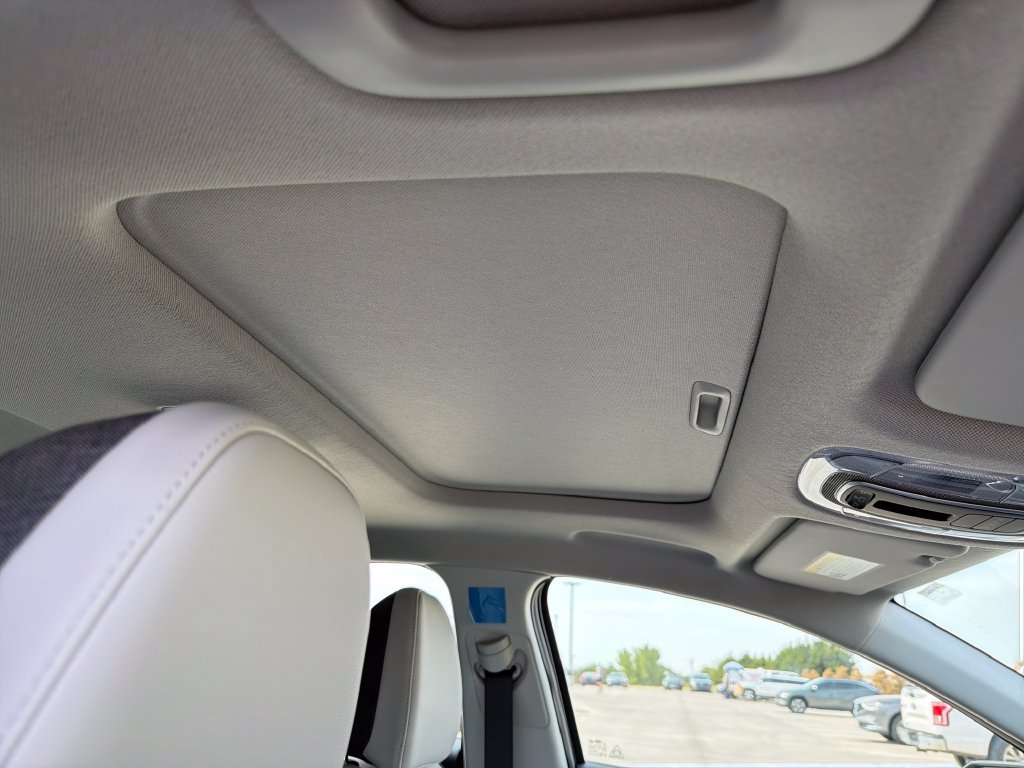 New 2026 Hyundai Elantra SEL Sport FWD image 36