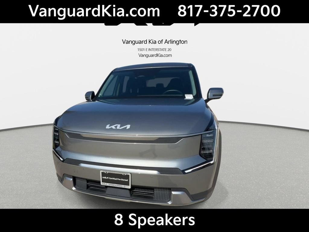 Certified 2024 Kia EV9 Light Long Range RWD image 3