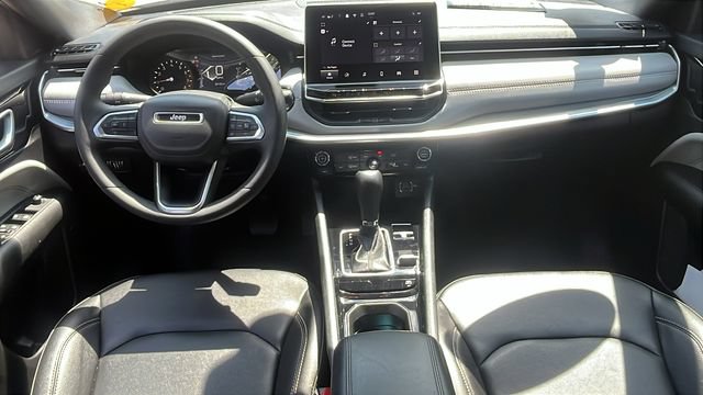 Used 2025 Jeep Compass Limited AWD/4WD image 20