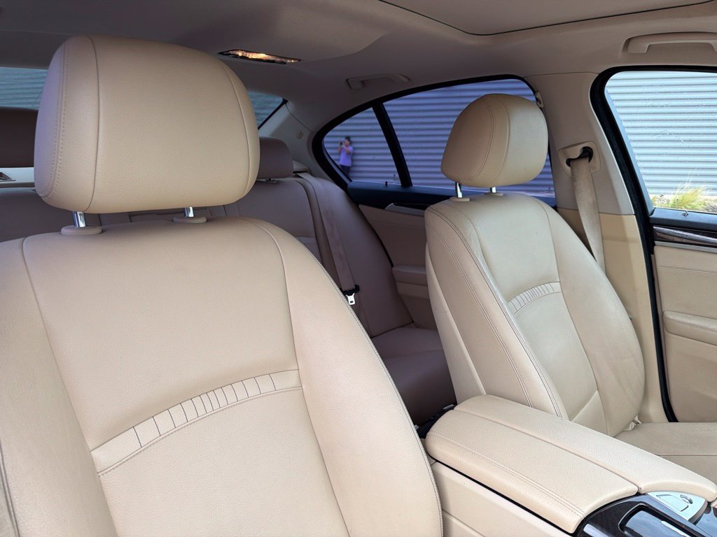 Used 2015 BMW 535i Sedan RWD image 12