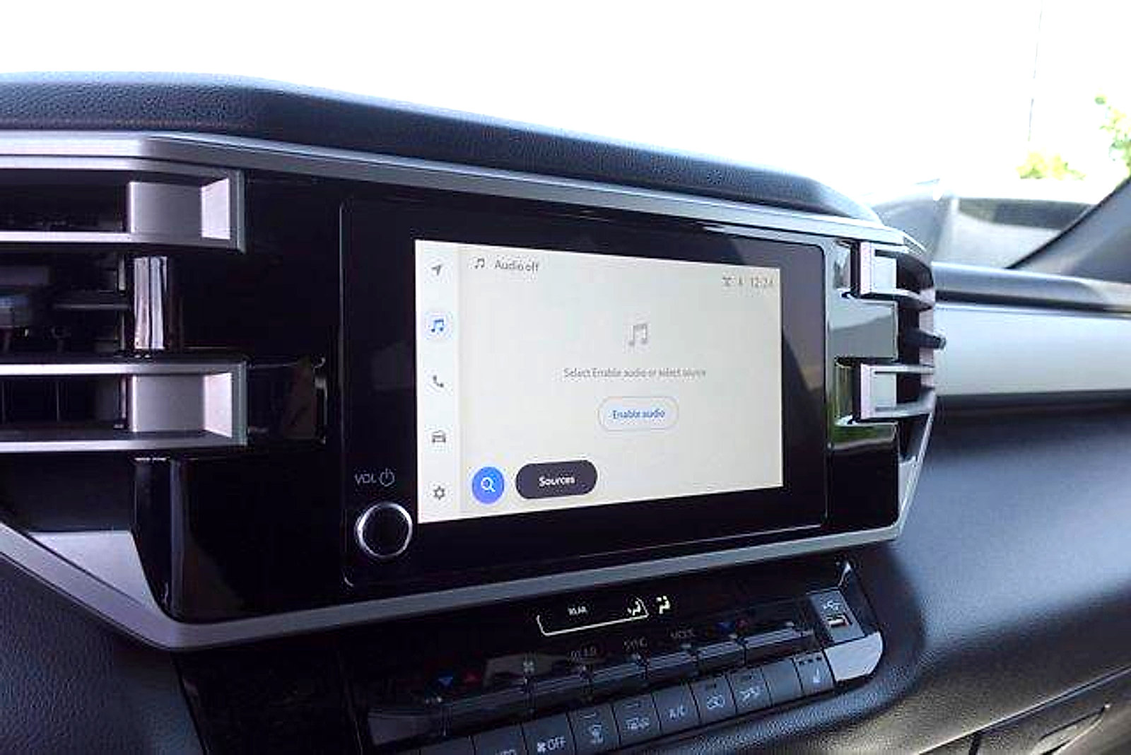 Certified 2025 Toyota Sequoia SR5 AWD/4WD image 17