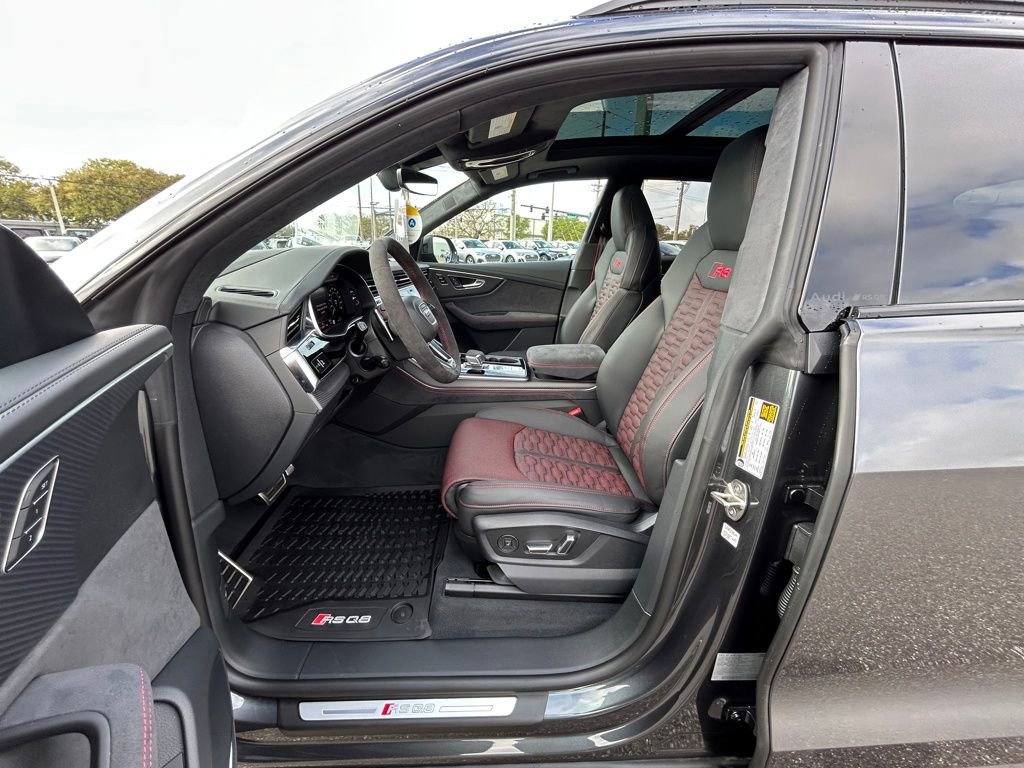 New 2026 Audi RS Q8 performance image 15