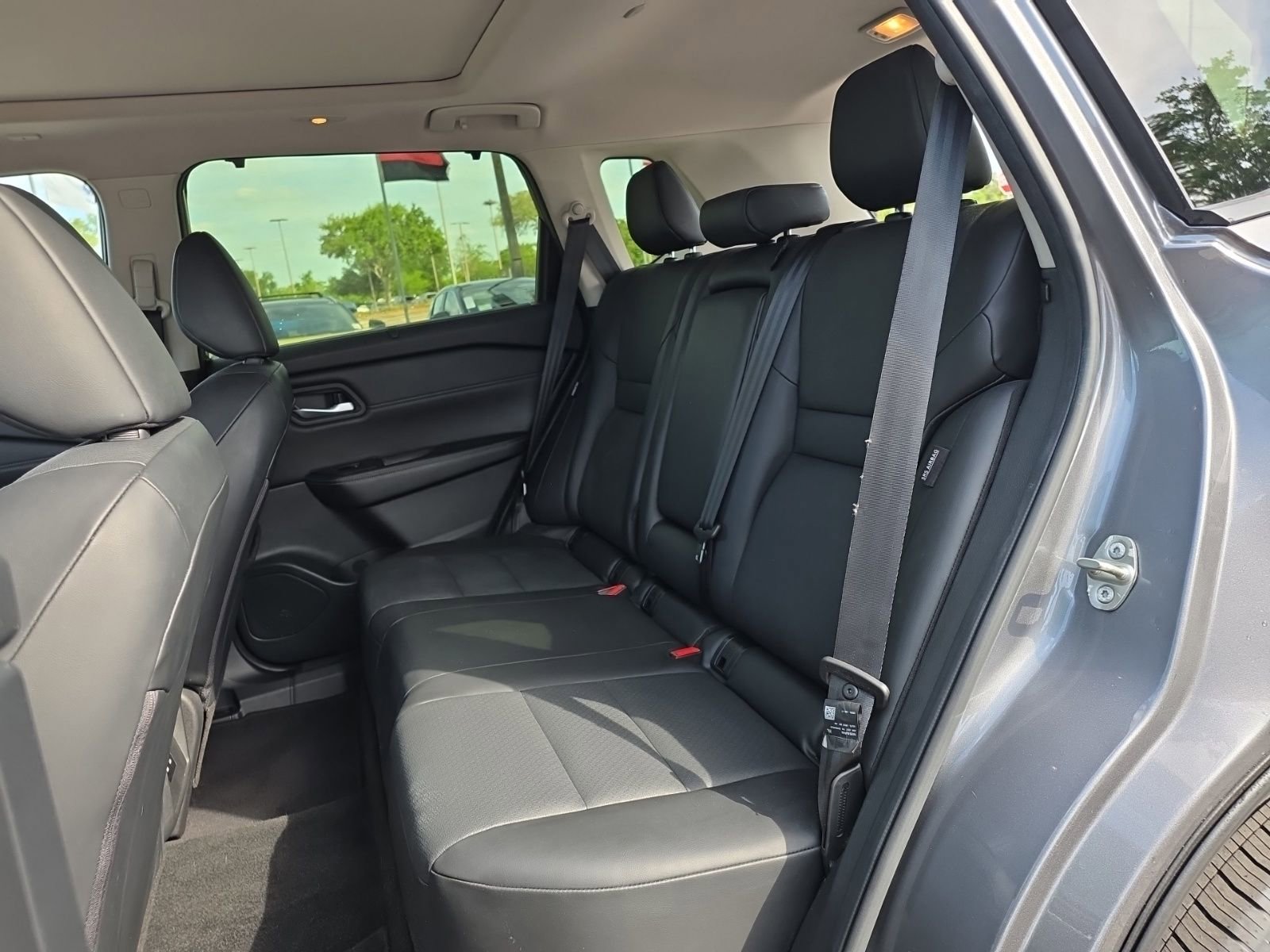 Certified 2024 Nissan Rogue SV w/ SV Premium Package AWD/4WD image 20