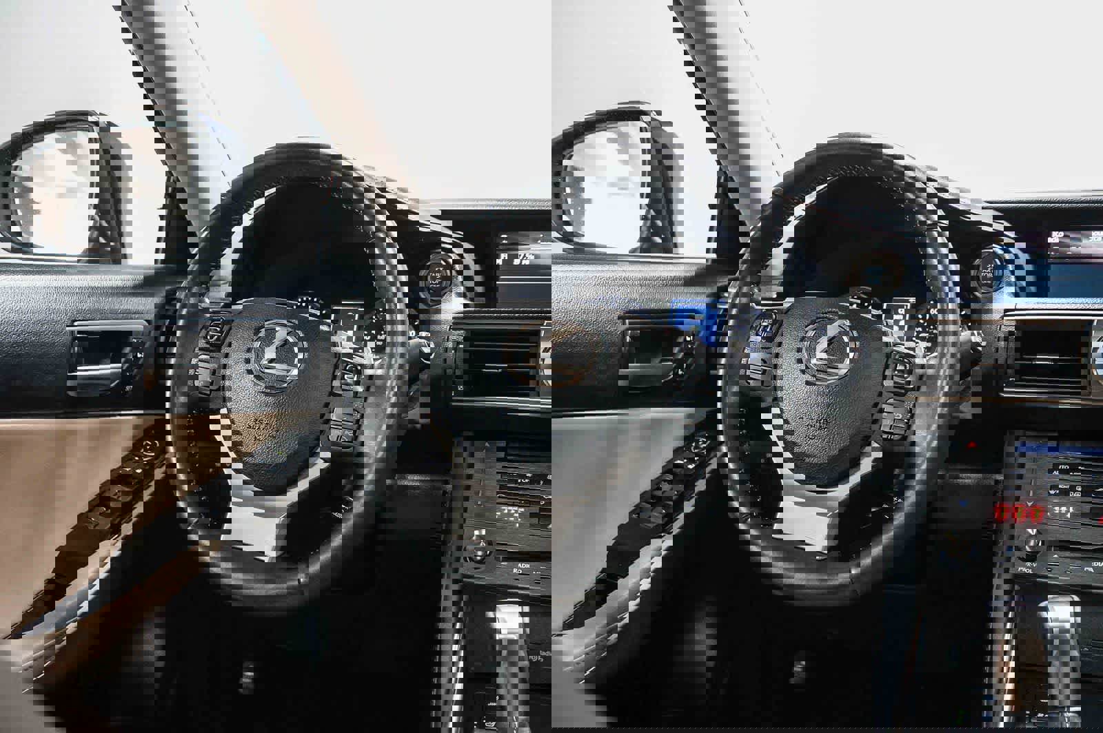 Used 2019 Lexus IS 300 w/ Navigation Package RWD image 15