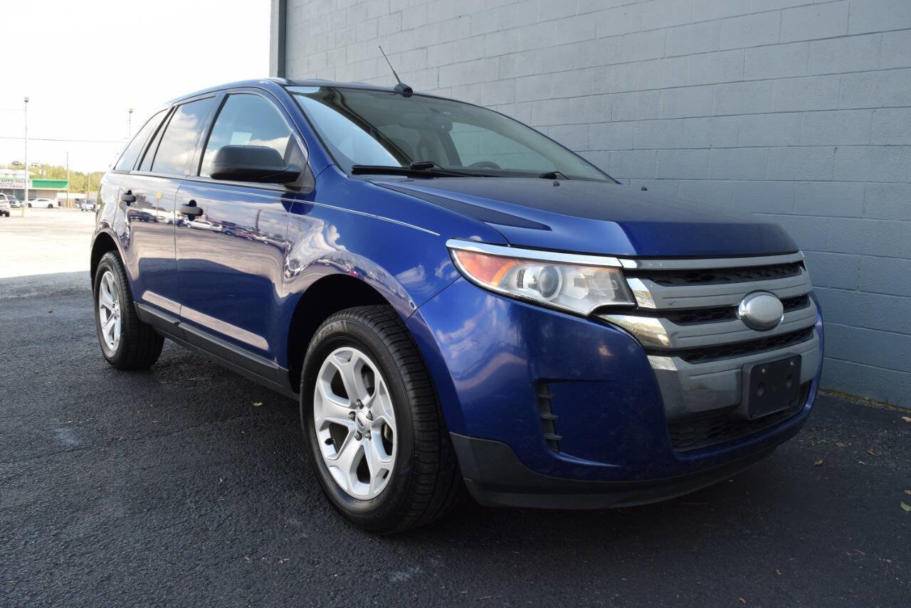 Used 2013 Ford Edge SE image 13