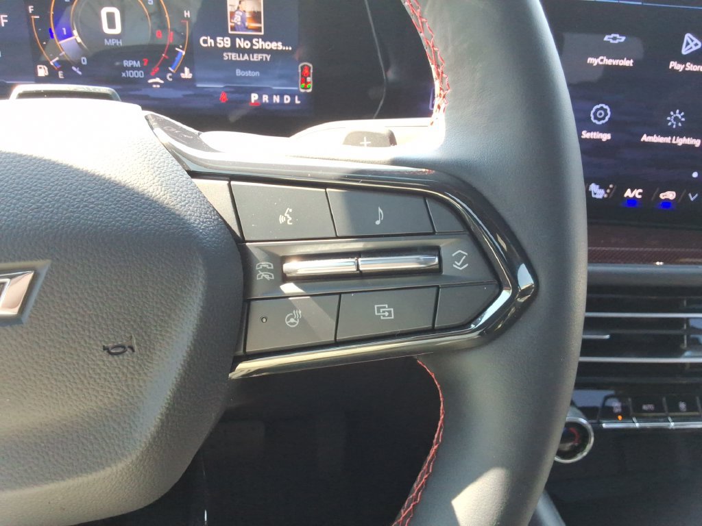 Certified 2026 Chevrolet Traverse RS FWD image 27