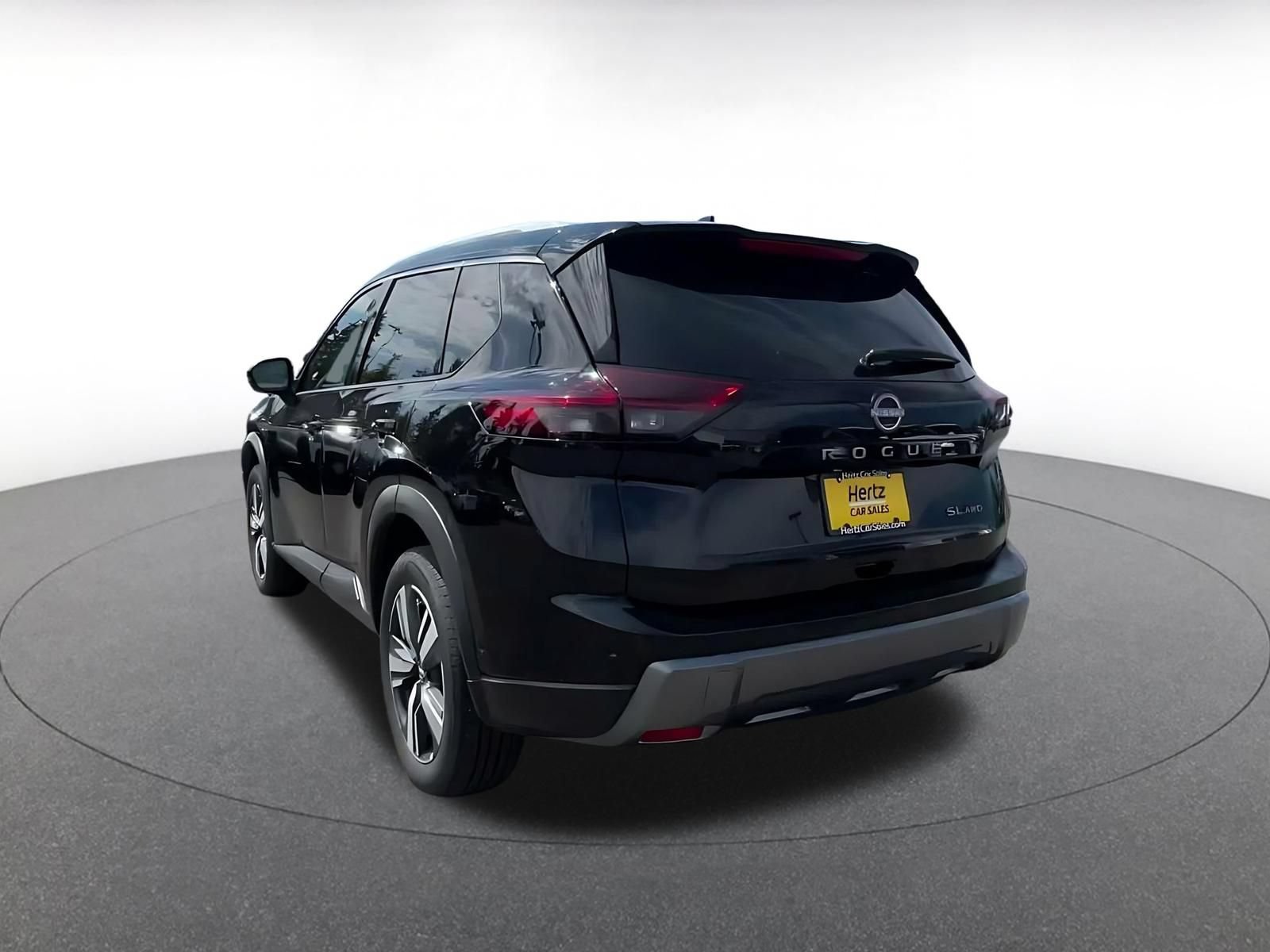 Used 2026 Nissan Rogue SL AWD/4WD image 9