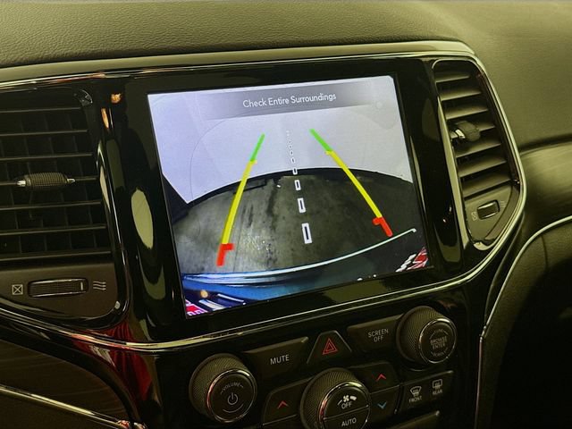 Used 2021 Jeep Grand Cherokee Limited AWD/4WD image 16