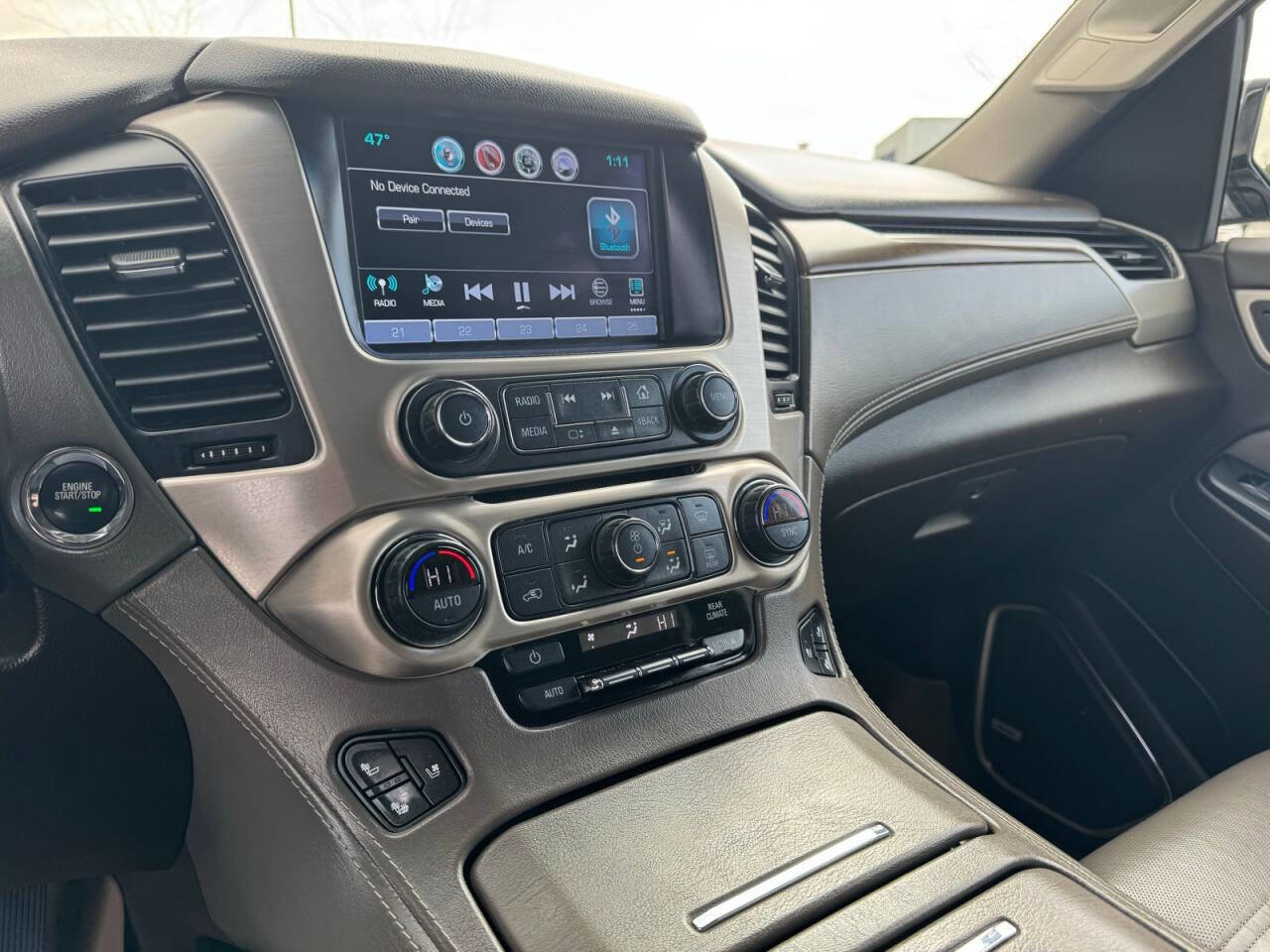 Used 2019 GMC Yukon XL Denali AWD/4WD image 25