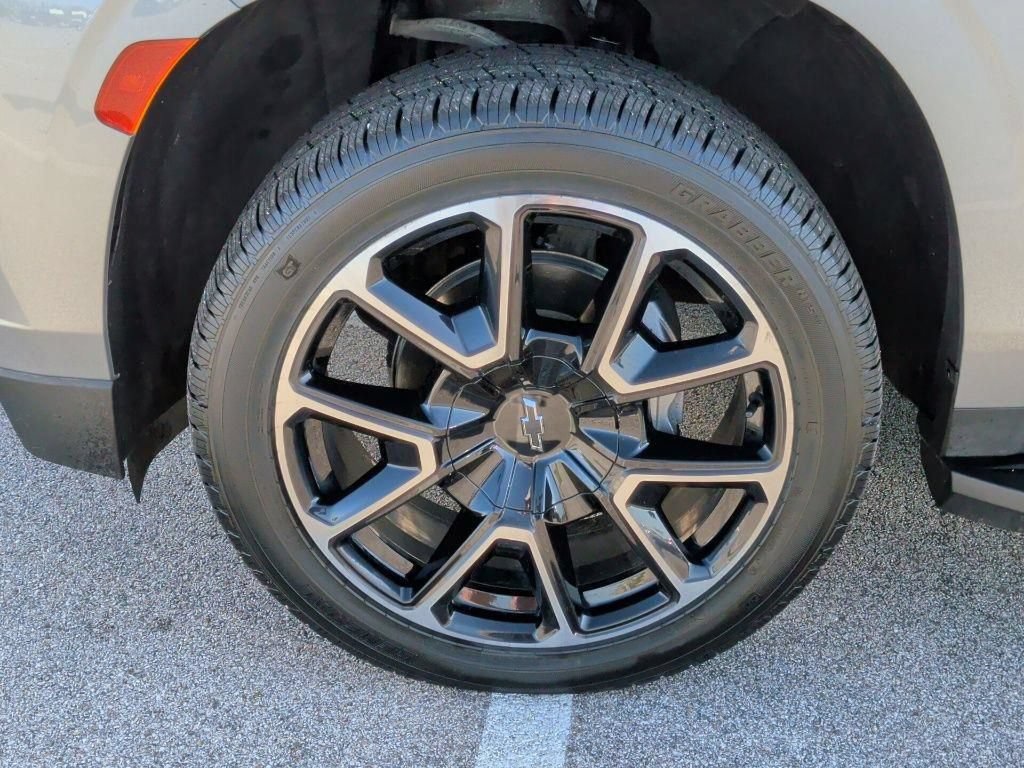 Used 2023 Chevrolet Tahoe RST w/ Luxury Package AWD/4WD image 55