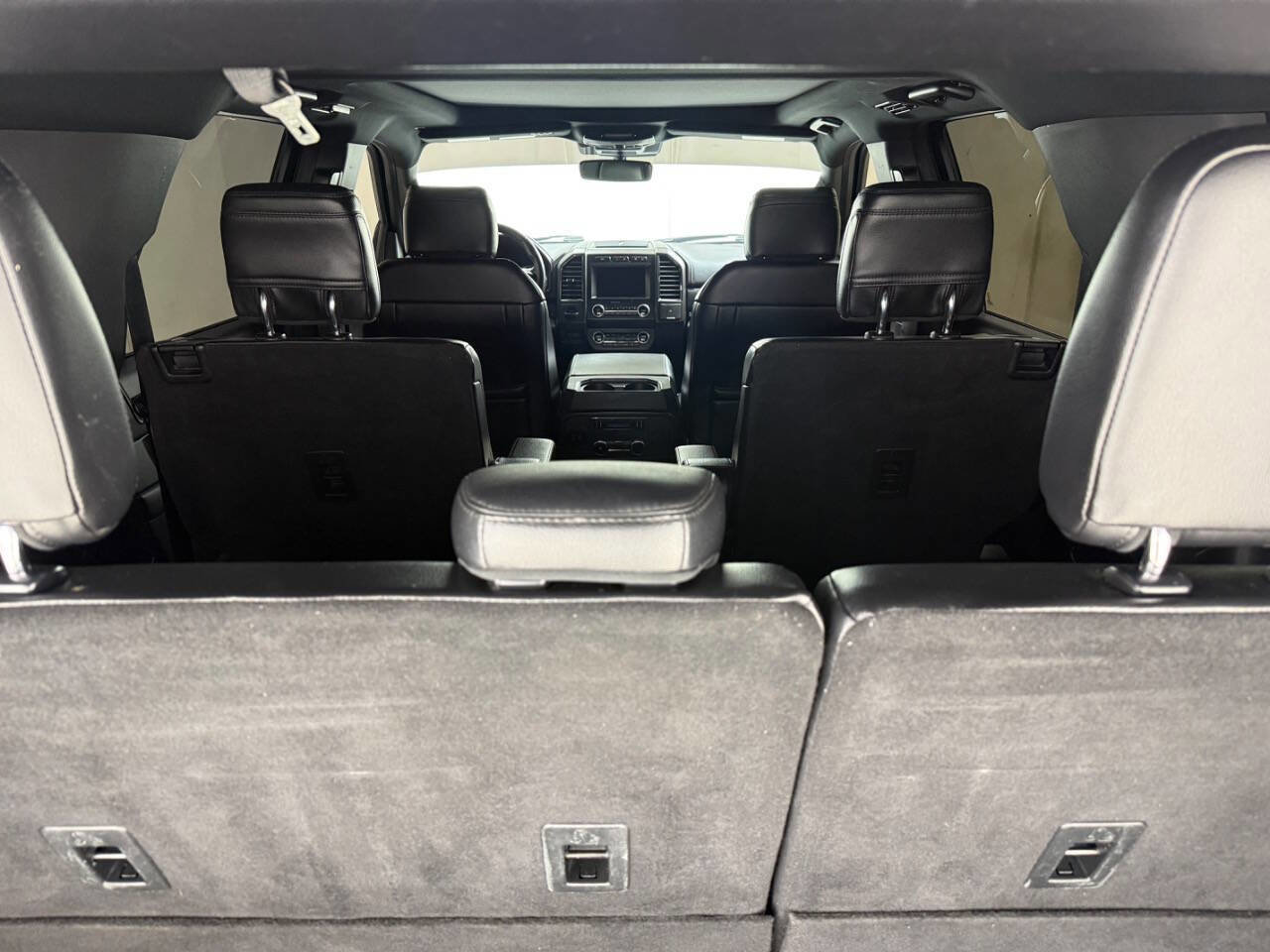 Used 2019 Ford Expedition Limited w/ Equipment Group 302A RWD image 18