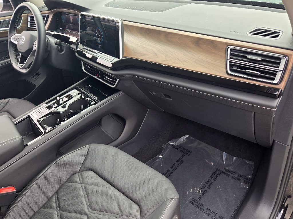Certified 2026 Volkswagen Atlas SE w/ Panoramic Sunroof Package FWD image 20