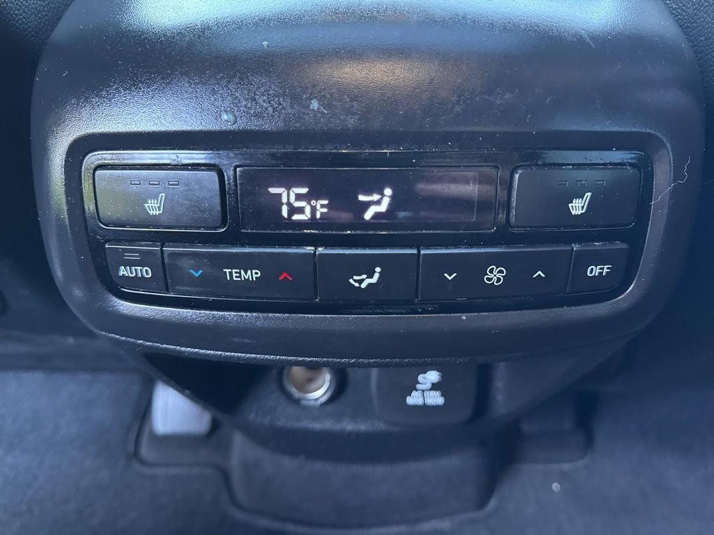 Used 2021 Hyundai Palisade SEL w/ Premium Package image 17