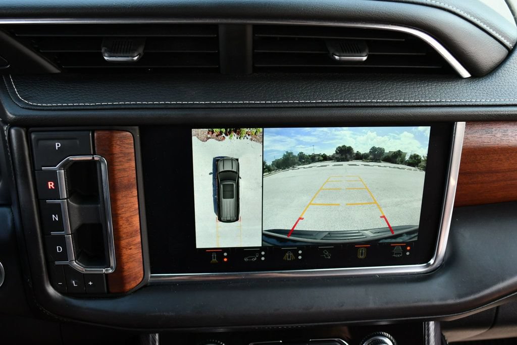 Used 2023 GMC Yukon Denali Ultimate AWD/4WD image 55