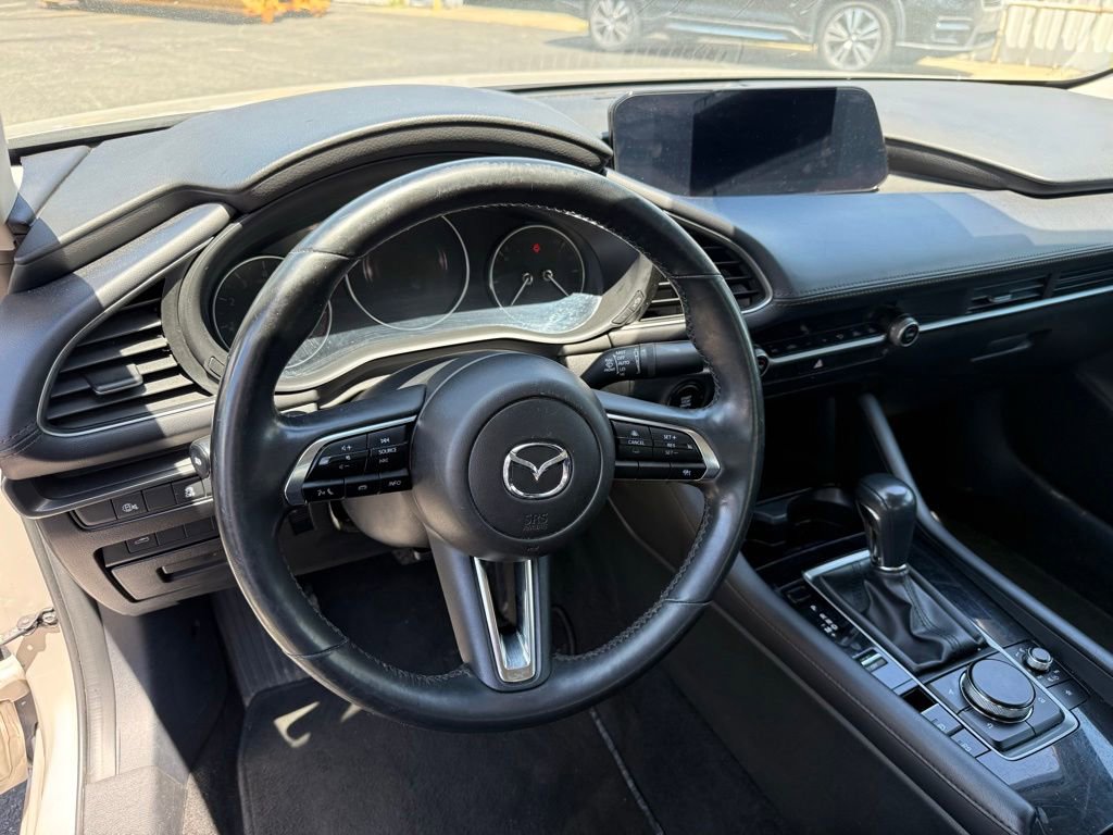 Used 2024 MAZDA MAZDA3 s FWD image 9
