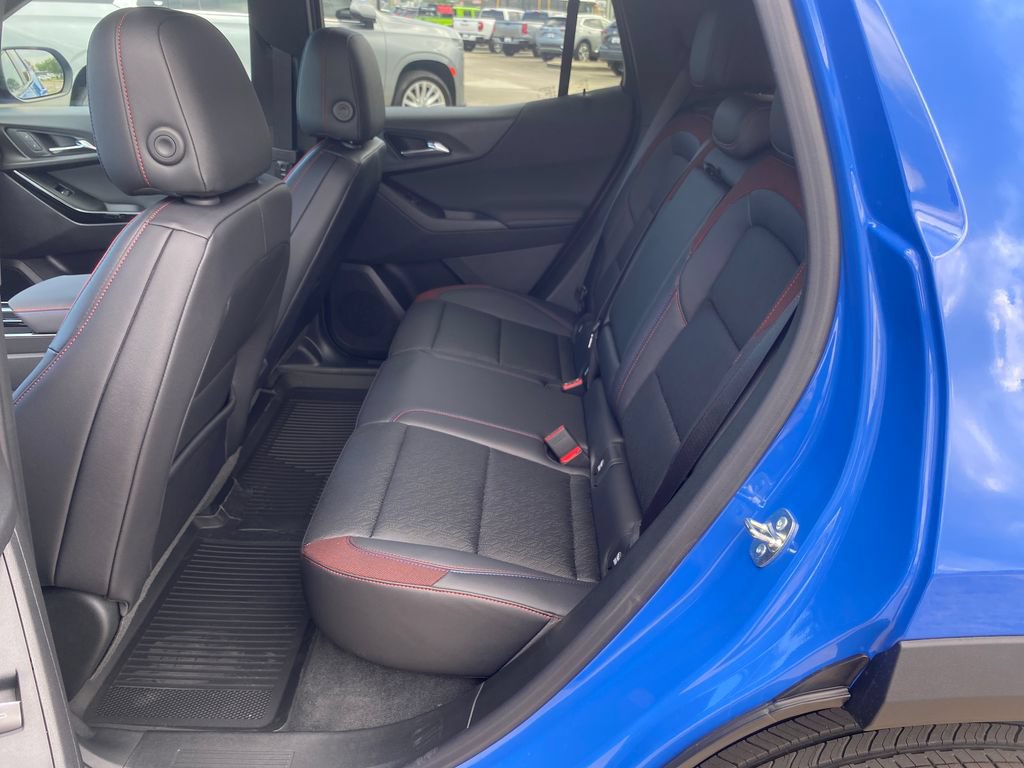 New 2026 Chevrolet Equinox RS w/ Convenience Package III FWD image 27