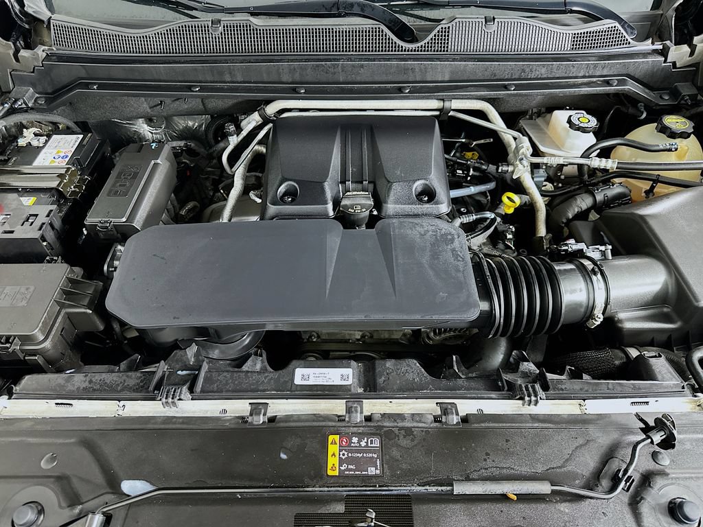 Used 2025 GMC Canyon Denali AWD/4WD image 34