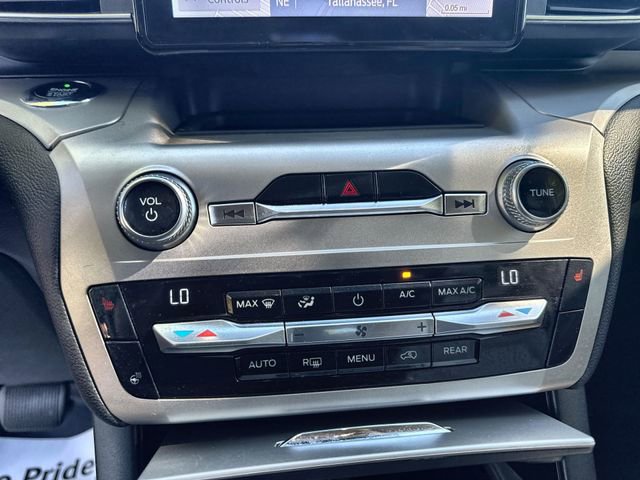 Used 2021 Ford Explorer XLT w/ Equipment Group 202A image 28