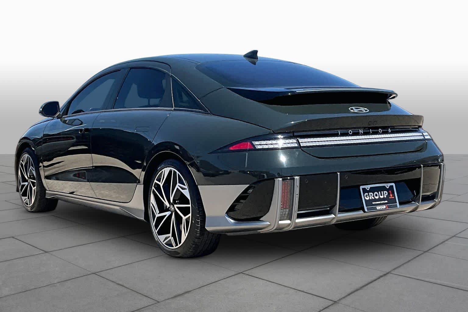 Used 2023 Hyundai Ioniq 6 SEL RWD image 10